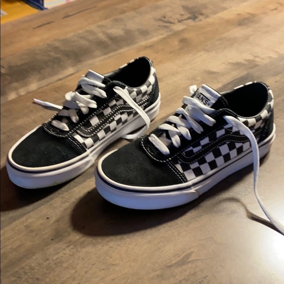 kids checkered vans